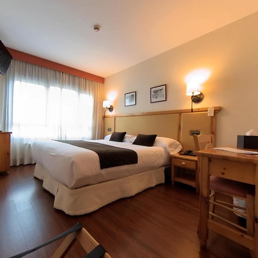Hotel Meta Пас-де-ла-Каса Экстерьер фото
